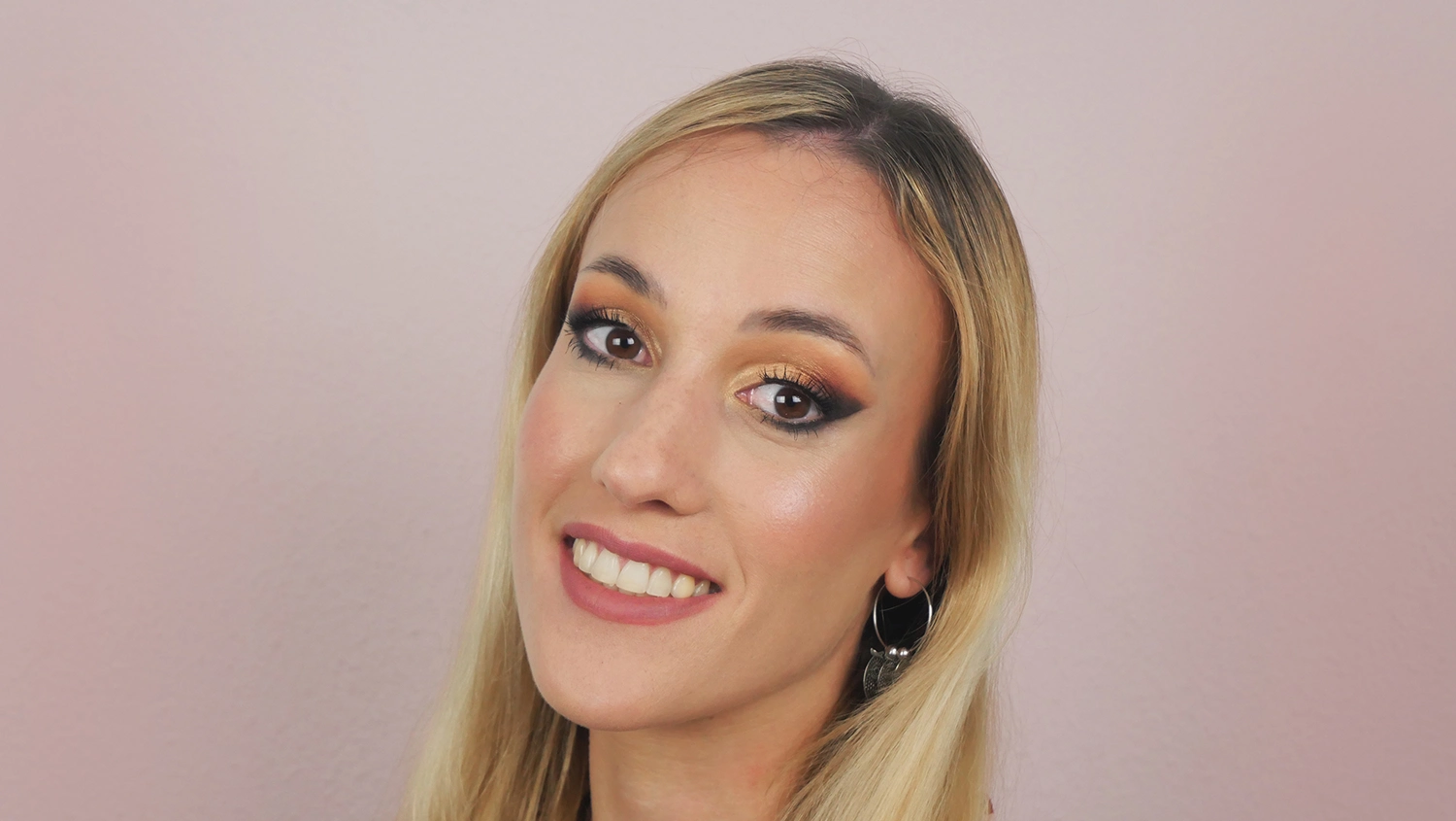 Curso de automaquillaje ahumados en Gran Canaria